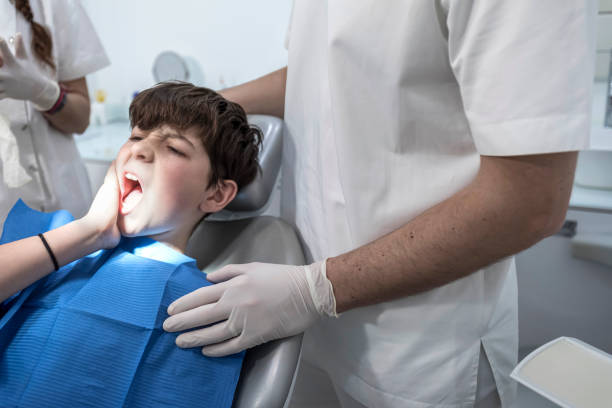 Best Cracked Tooth Emergency Dentist  in Berlin, NH